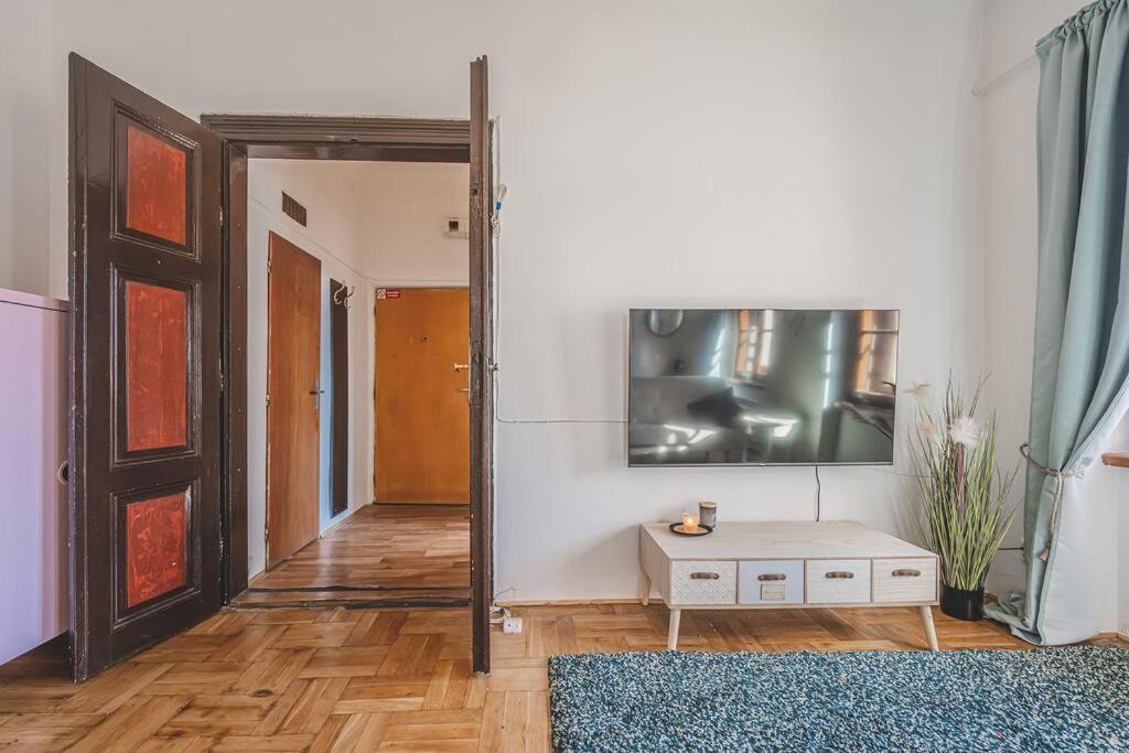 Carolina'S Romantic Apartment Hradec Králové Eksteriør bilde